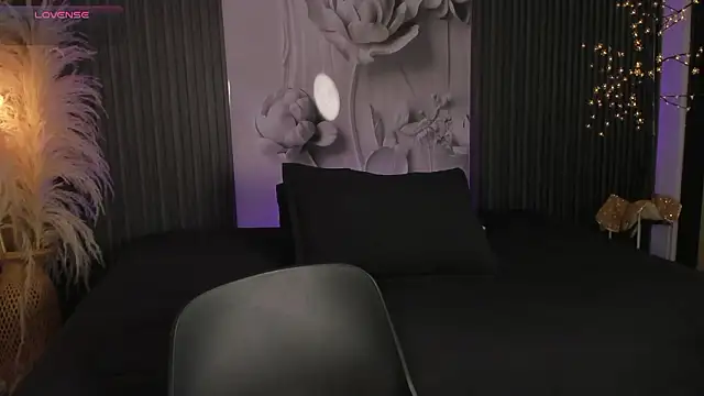 ShaniaDaniels online show from February 2026 09:47:01 PM