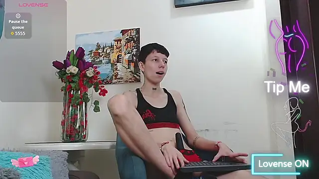LiamBrown09 online show from September 2025 06:19:02 PM