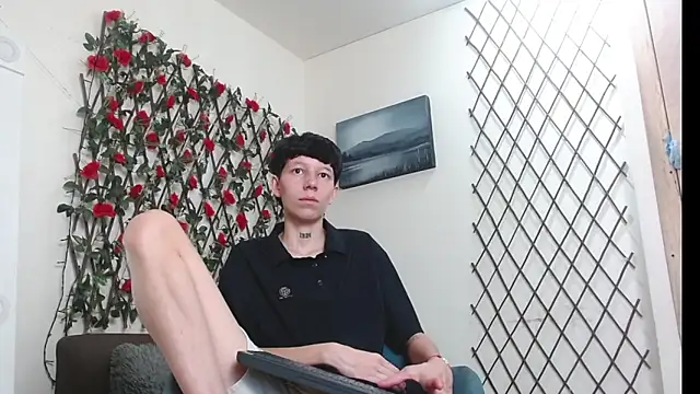 LiamBrown09 online show from May 2026 07:11:01 PM