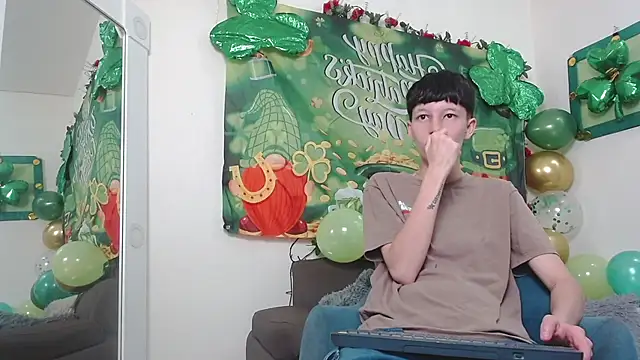 LiamBrown09 online show from March 2026 07:39:01 PM