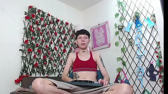 LiamBrown09 online show from April 2026 07:47:01 PM