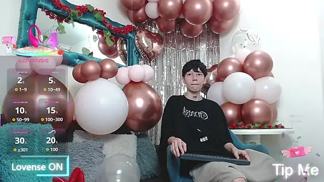 LiamBrown09 online show from February 2026 07:44:01 PM