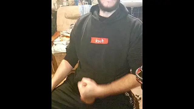 Snapshot of _SpicyStuff_@xh chatting on February 2026 05:00:02 PM SpicyStuff xh online show from February 2026 05:00:02 PM