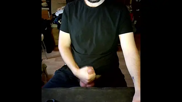 Snapshot of _SpicyStuff_@xh chatting on December 2025 10:58:02 AM SpicyStuff xh online show from December 2025 10:58:02 AM