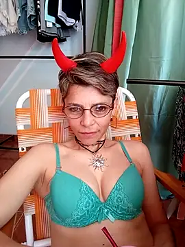 Lulypsicologasexual online show from November 2025 04:12:01 PM