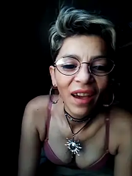 Lulypsicologasexual online show from December 2025 04:22:01 PM