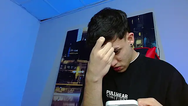 alexgiraldo   online show from March 2026 10:11:01 PM