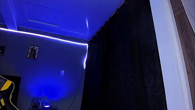 alexgiraldo   online show from November 2025 12:15:01 AM