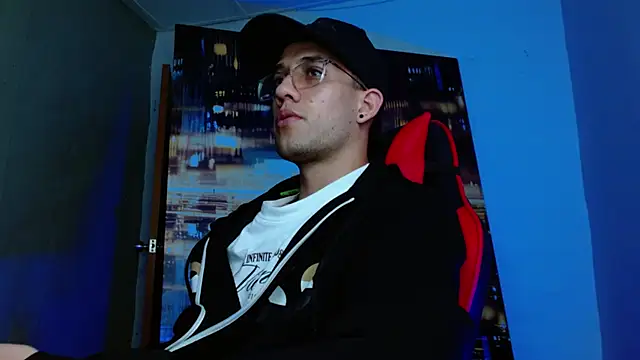 alexgiraldo   online show from April 2026 01:57:01 AM