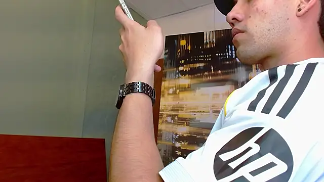 alexgiraldo   online show from June 2026 03:04:01 AM