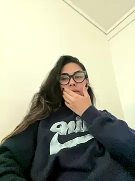 Snapshot of jessens144 chatting on September 2025 03:41:02 PM jessens144 online show from September 2025 03:41:02 PM