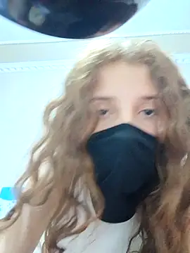 Arora07 online show from October 2025 01:18:01 AM