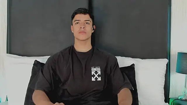 JacobBikerr online show from October 2025 11:55:02 AM
