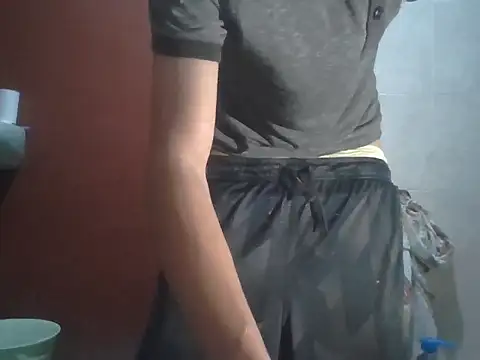 Snapshot of chicooxx chatting on October 2025 05:53:01 AM chicooxx online show from October 2025 05:53:01 AM