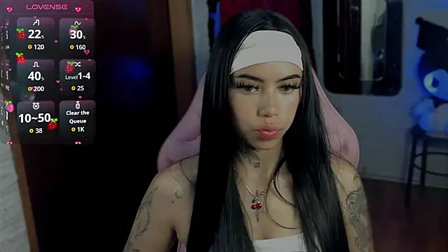 Snapshot of babee_04 chatting on September 2025 09:14:01 PM babee 04 online show from September 2025 09:14:01 PM