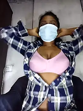 MickMicky online show from October 2025 12:33:02 AM