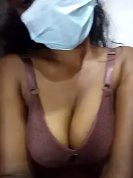 MickMicky online show from October 2025 12:42:01 AM