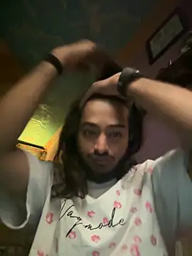 seenu2101 online show from November 2025 03:38:02 AM