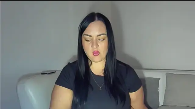 AliTemptress online show from October 2025 05:43:02 PM