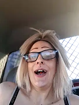 Splash Queen420 online show from March 2026 10:21:01 PM