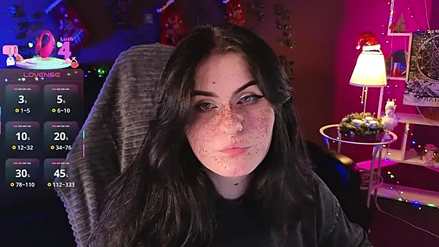 Dark Shine online show from December 2025 04:06:01 PM