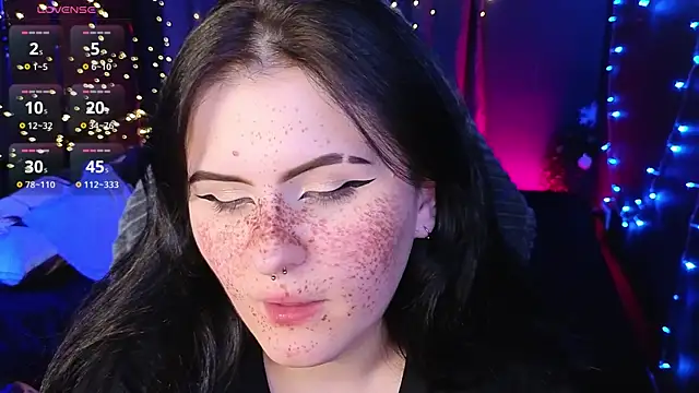 Dark Shine online show from December 2025 08:47:01 PM