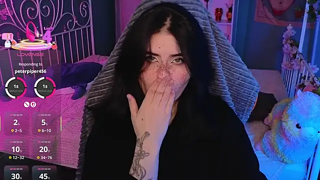 Dark Shine online show from November 2025 05:39:01 AM