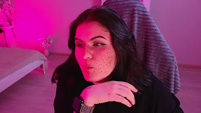 Dark Shine online show from February 2026 08:48:02 PM