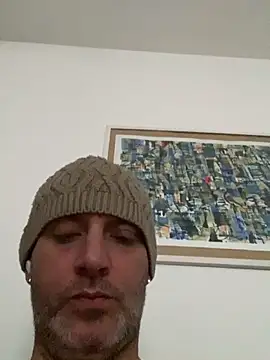 Snapshot of Maurinho3005 chatting on November 2025 08:15:02 AM Maurinho3005 online show from November 2025 08:15:02 AM