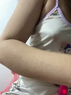 SiennaQueen18 online show from September 2025 05:36:01 PM
