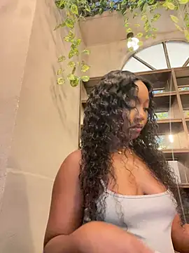 alisonn moon online show from January 2026 11:00:01 PM