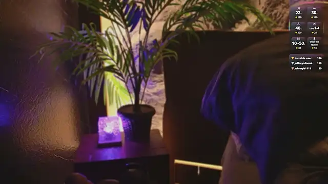 alisonn moon online show from April 2026 12:45:02 PM