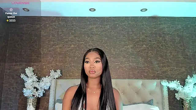 alisonn moon online show from September 2025 11:22:01 PM