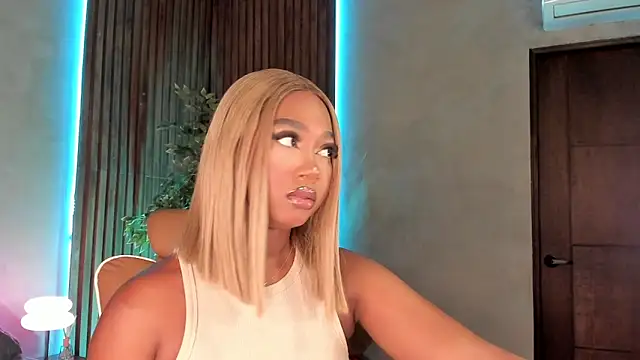 alisonn moon online show from November 2025 10:46:01 PM