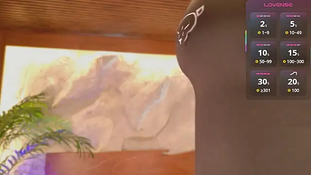 alisonn moon online show from March 2026 10:11:01 PM