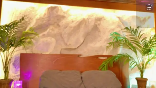 alisonn moon online show from April 2026 10:16:01 PM