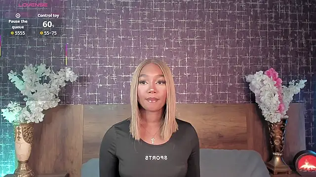 alisonn moon online show from November 2025 09:04:02 PM