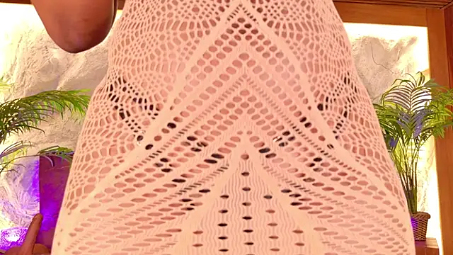 alisonn moon online show from February 2026 10:40:02 PM