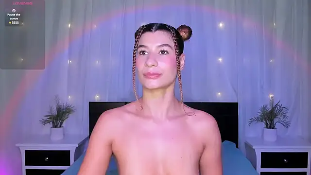 Evolet Bee online show from December 2025 11:14:01 AM