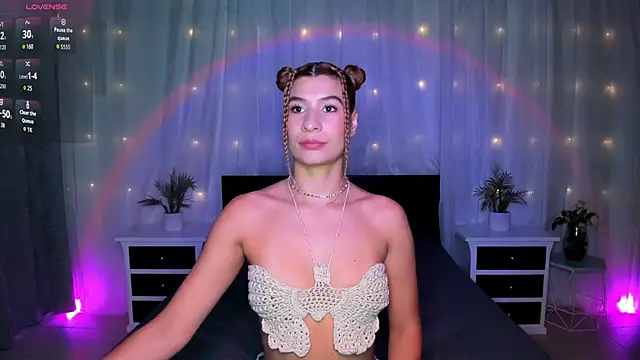 Evolet Bee online show from February 2026 12:29:01 PM