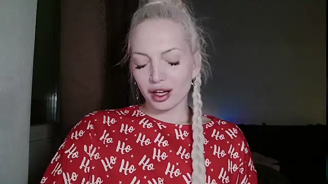 Snapshot of SpaceMarsi chatting on January 2026 10:02:02 PM SpaceMarsi online show from January 2026 10:02:02 PM