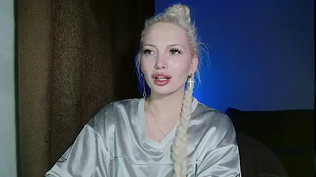 Snapshot of SpaceMarsi chatting on February 2026 10:51:02 PM SpaceMarsi online show from February 2026 10:51:02 PM