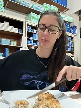 ferchule7 online show from October 2025 04:44:02 PM