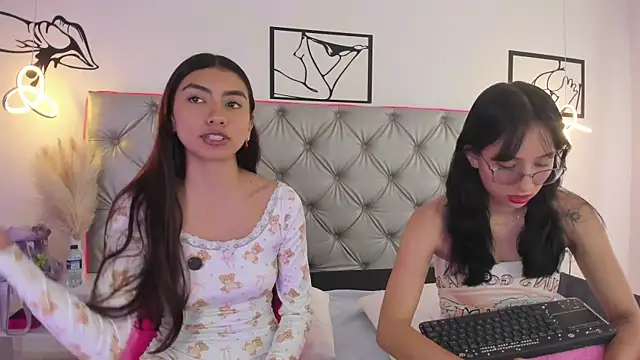 Snapshot of Naughty_Couple83 chatting on November 2025 03:34:01 PM Naughty Couple83 online show from November 2025 03:34:01 PM