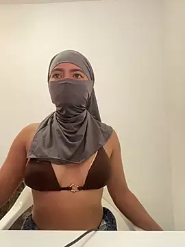 jade nassar online show from April 2026 01:35:02 PM