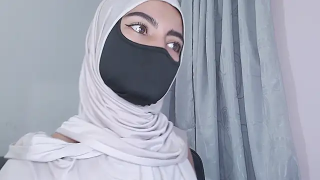 jade nassar online show from December 2025 12:48:01 AM