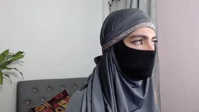 Snapshot of jade_nassar chatting on September 2025 10:38:02 PM jade nassar online show from September 2025 10:38:02 PM