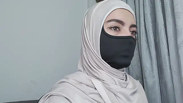 jade nassar online show from December 2025 10:15:02 PM