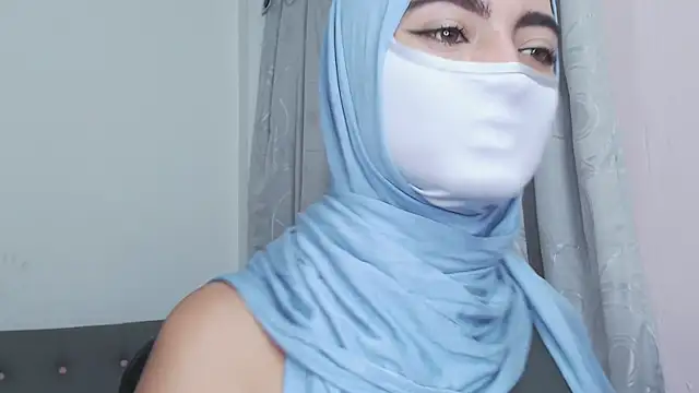 Snapshot of jade_nassar chatting on December 2025 12:16:01 AM jade nassar online show from December 2025 12:16:01 AM