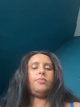 Angelaarayexx online show from April 2026 11:39:01 AM